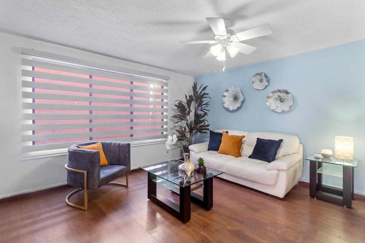 +Ms +Fascinante Suite +Alberca Y Jardines + Bernardo Quintana 18B Mendiola Ngoại thất bức ảnh