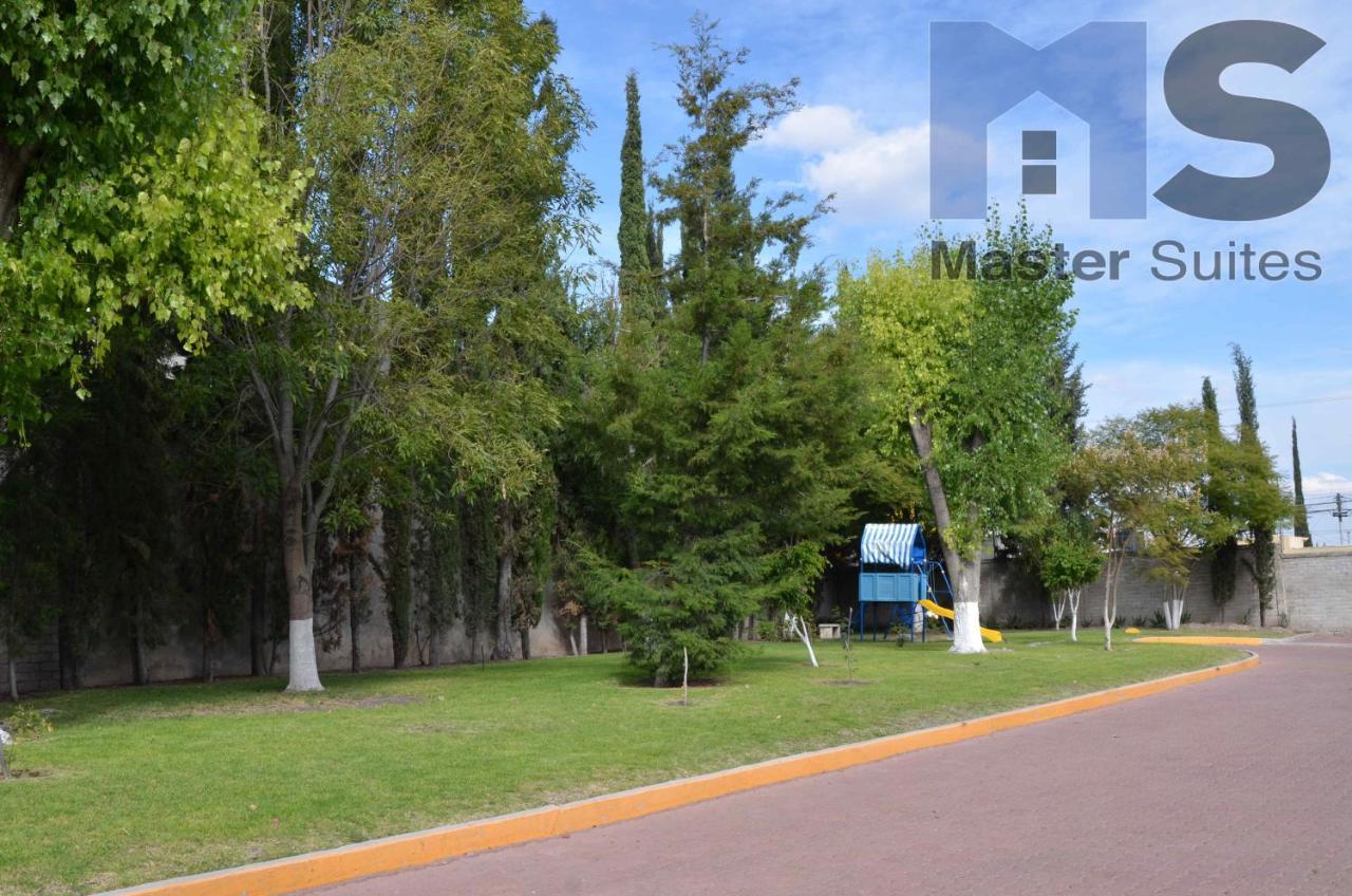 +Ms +Fascinante Suite +Alberca Y Jardines + Bernardo Quintana 18B Mendiola Ngoại thất bức ảnh